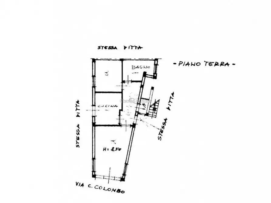 Immagine 30 di Appartamento in vendita  in Via Cristoforo Colombo a Modica