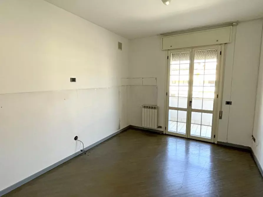 Immagine 12 di Villetta a schiera in vendita  in Via Schiavo a Chioggia