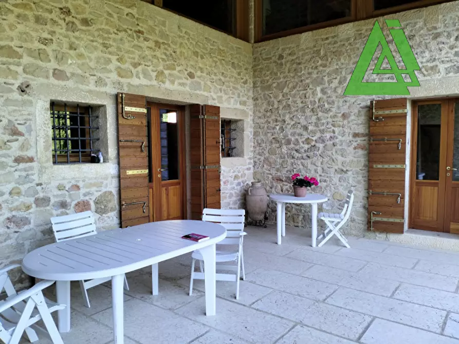 Immagine 4 di Villa in vendita  a Asolo