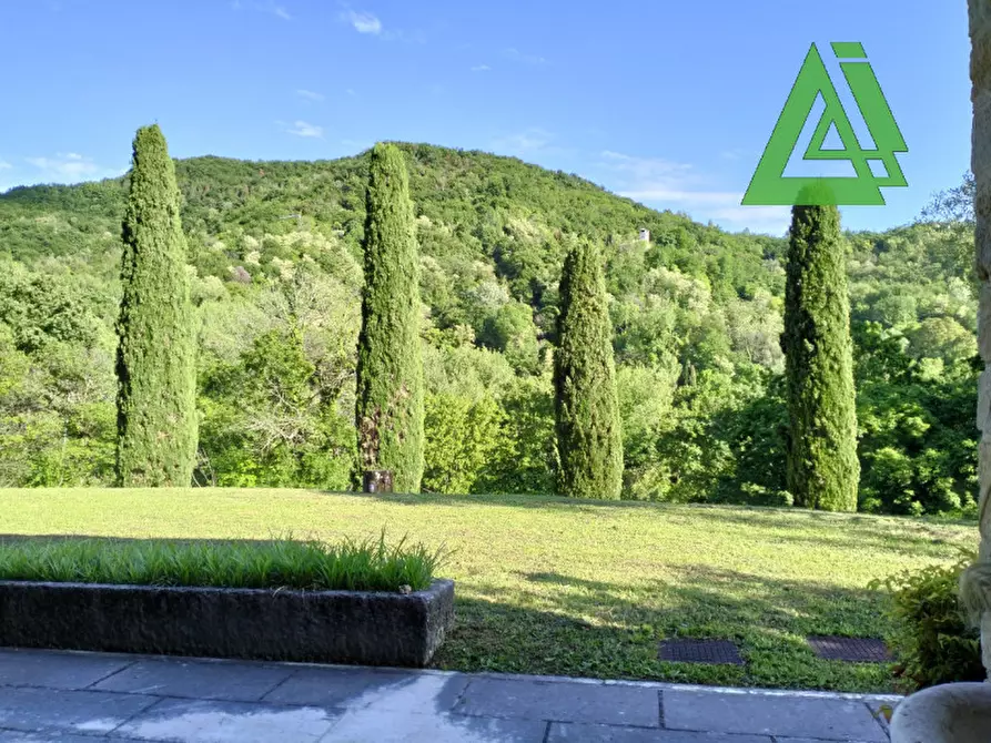 Immagine 8 di Villa in vendita  a Asolo