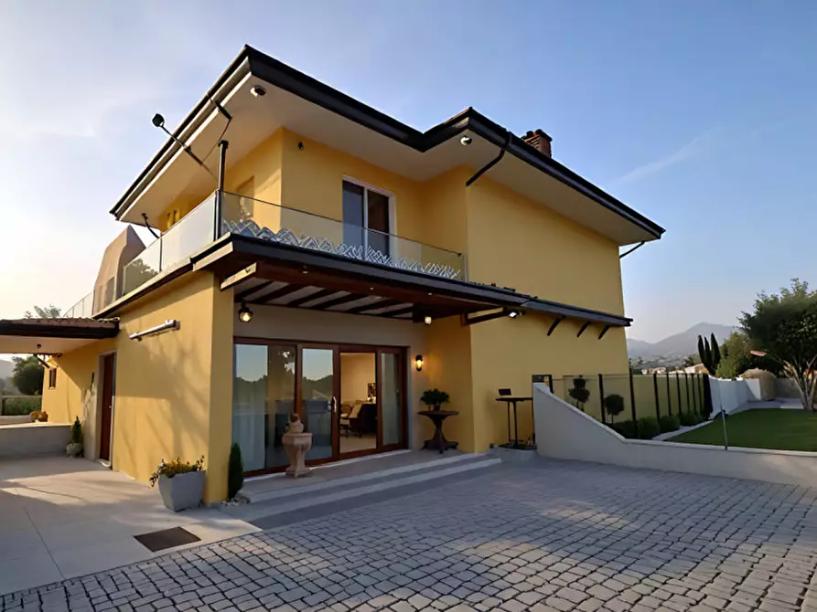 Immagine 11 di Casa indipendente in vendita  in Via Morosini a Eraclea