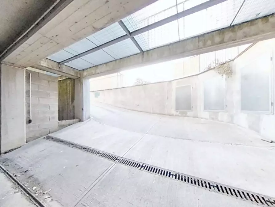 Immagine 5 di Posto auto in vendita  in Via  Don Giuseppe Diana, N. snc a Gubbio