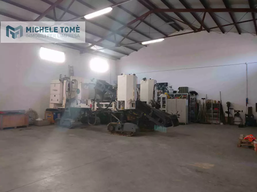 Immagine 11 di Capannone industriale in vendita  in via galileo ferraris a Valeggio Sul Mincio