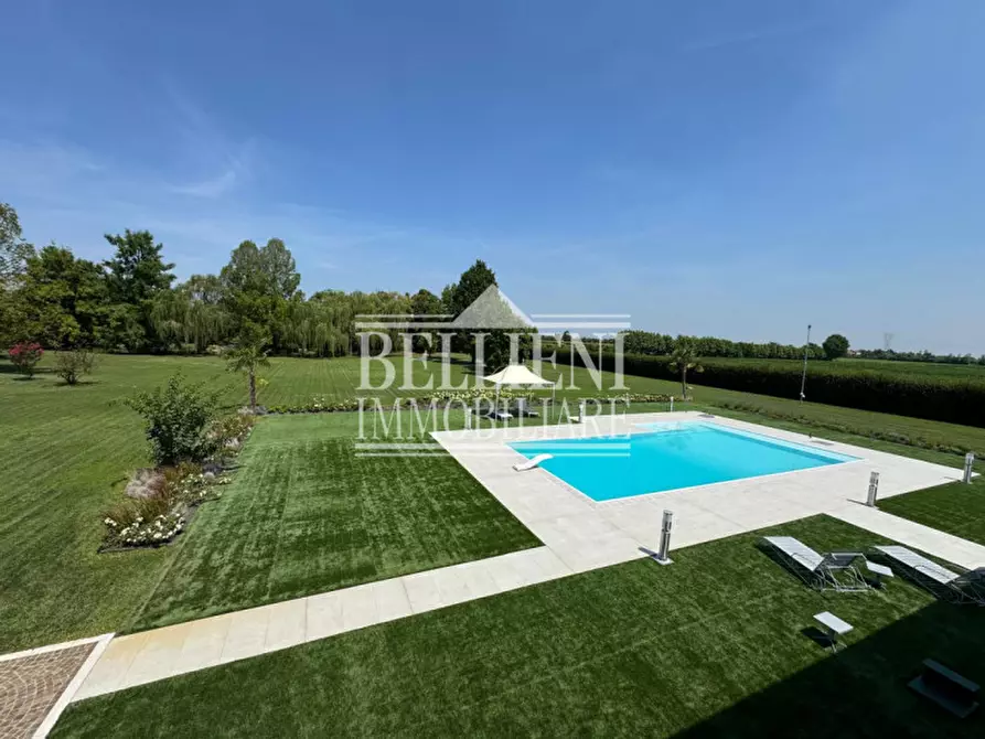 Immagine 6 di Villa in vendita  in Via Borsellino a Torri Di Quartesolo