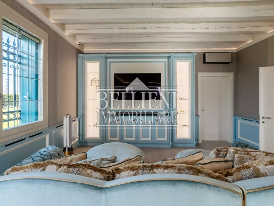 Immagine 12 di Villa in vendita  in Via Borsellino a Torri Di Quartesolo