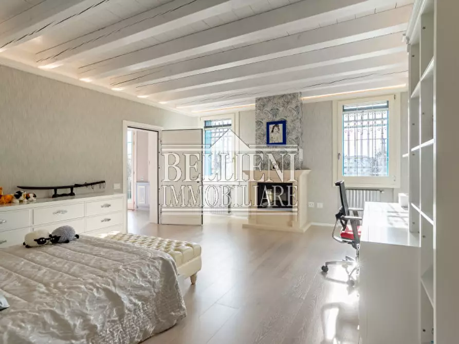 Immagine 17 di Villa in vendita  in Via Borsellino a Torri Di Quartesolo