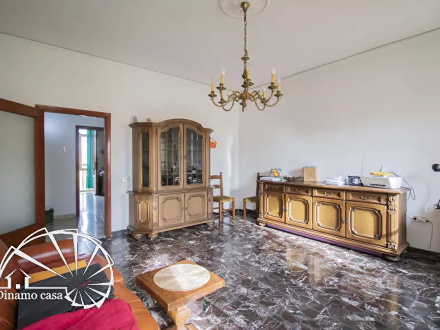 Immagine 1 di Appartamento in vendita  in Via moggi a Prato