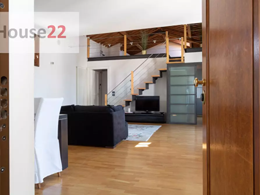 Immagine 2 di Appartamento in vendita  in Contrà Porta Santa Lucia 66 a Vicenza