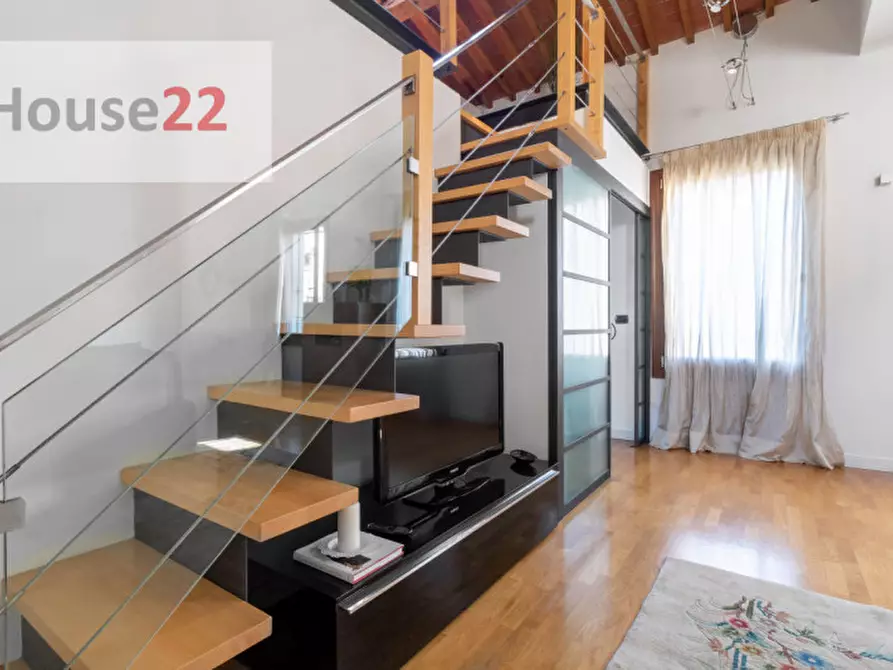 Immagine 8 di Appartamento in vendita  in Contrà Porta Santa Lucia 66 a Vicenza