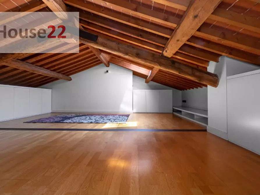 Immagine 9 di Appartamento in vendita  in Contrà Porta Santa Lucia 66 a Vicenza