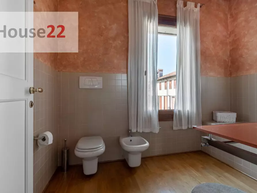 Immagine 18 di Appartamento in vendita  in Contrà Porta Santa Lucia 66 a Vicenza