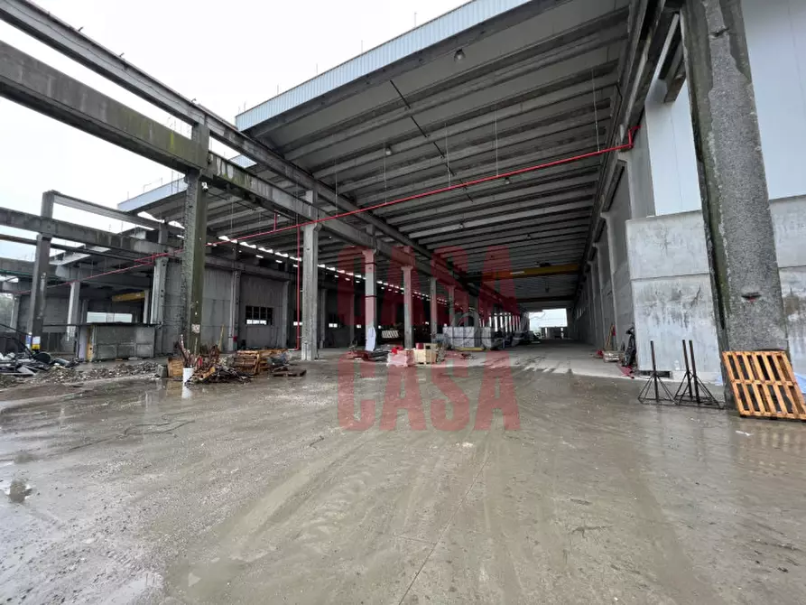Immagine 1 di Capannone industriale in affitto  in valsugana a Cittadella
