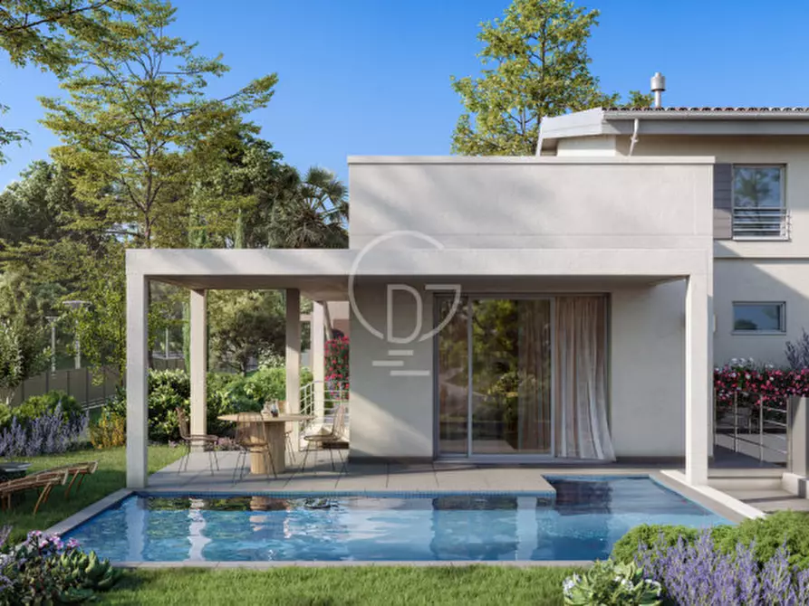 Immagine 1 di Casa bifamiliare in vendita  in Sirmione a Sirmione