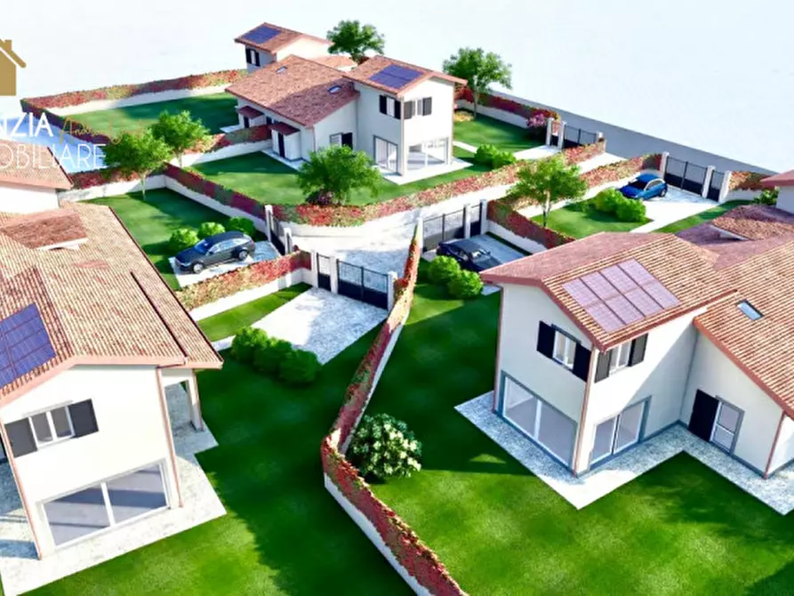 Immagine 10 di Casa bifamiliare in vendita  in VIA DELLE ORTENSIE a Rocca Di Papa