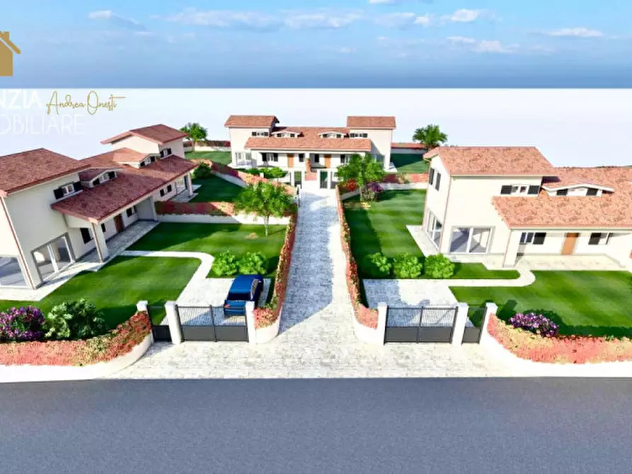 Immagine 13 di Casa bifamiliare in vendita  in VIA DELLE ORTENSIE a Rocca Di Papa