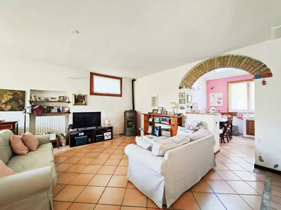 Immagine 2 di Villa in vendita  in Via Idice 257 a Monterenzio