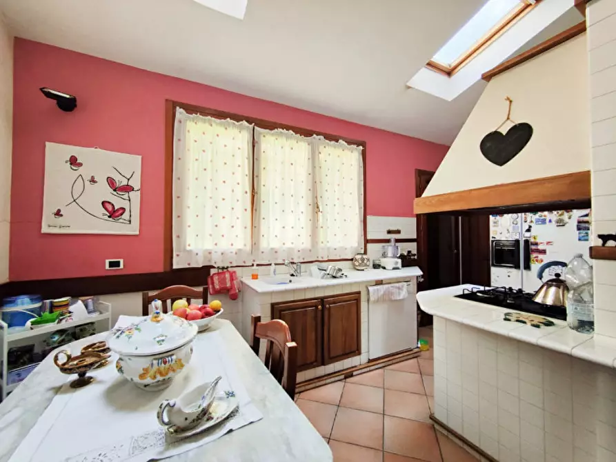 Immagine 22 di Villa in vendita  in Via Idice 257 a Monterenzio