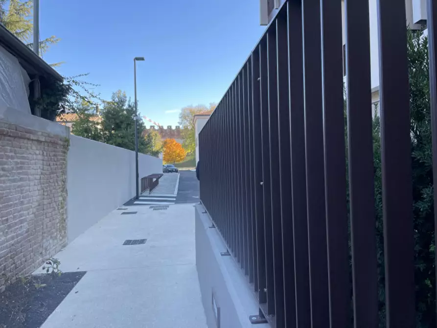 Immagine 11 di Appartamento in vendita  in via roma a Castelfranco Veneto