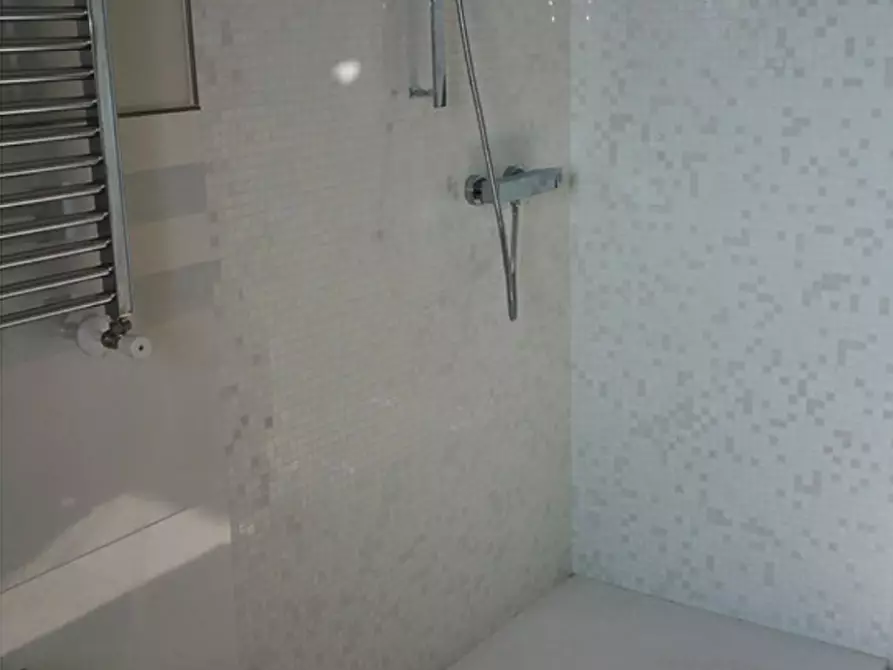 Immagine 6 di Appartamento in vendita  in Via Pindemonte a Padova