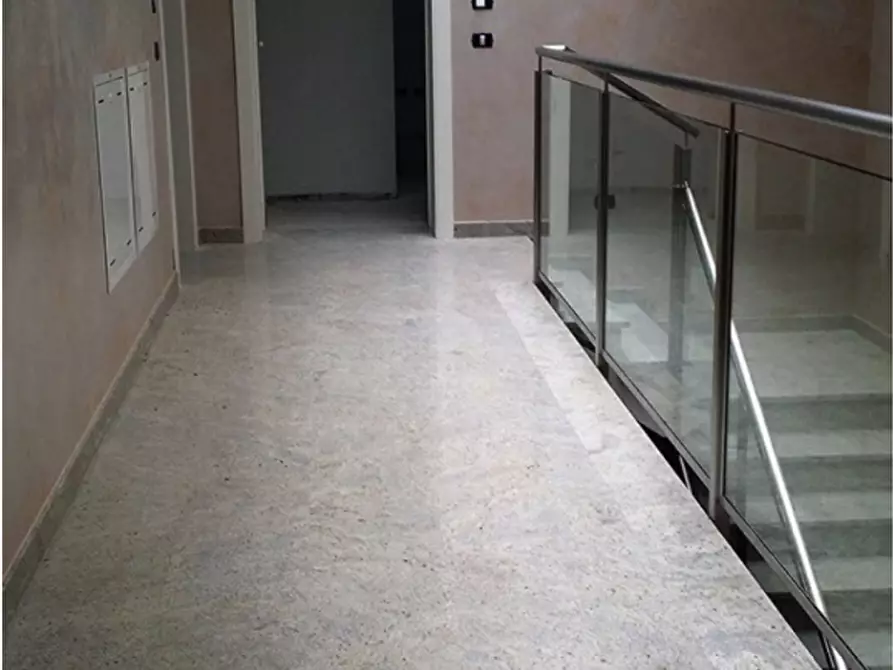 Immagine 11 di Appartamento in vendita  in Via Pindemonte a Padova