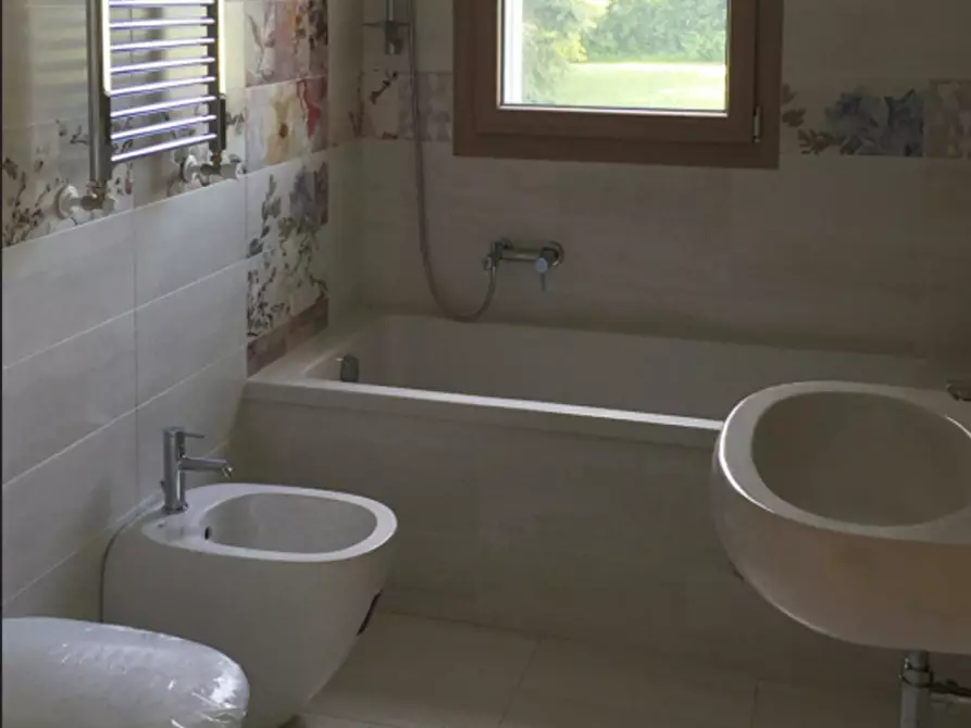 Immagine 28 di Appartamento in vendita  in Via Pindemonte a Padova