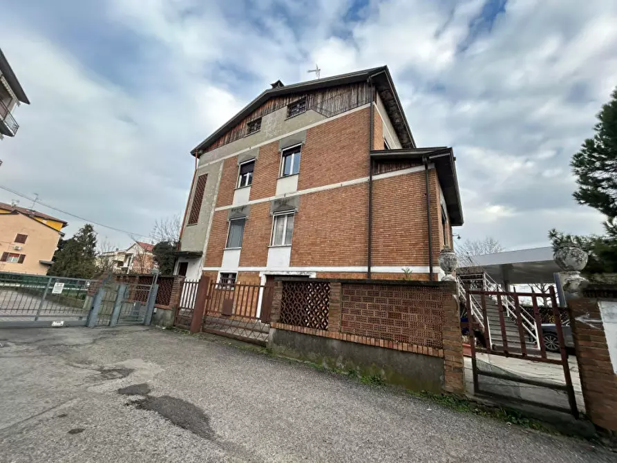 Immagine 1 di Appartamento in vendita  in Via Dei Fiori a Sorbolo Mezzani