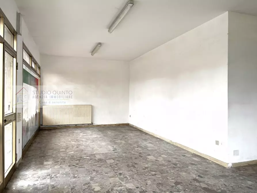 Immagine 4 di Negozio in vendita  a Quinto Di Treviso