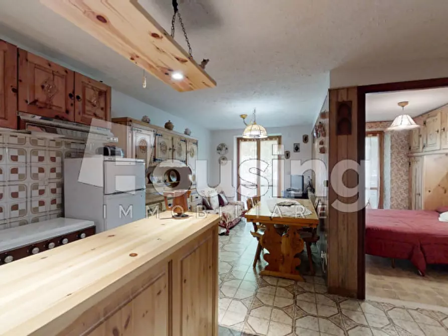 Immagine 1 di Appartamento in vendita  in Via Pontechianale, 66 a Casteldelfino