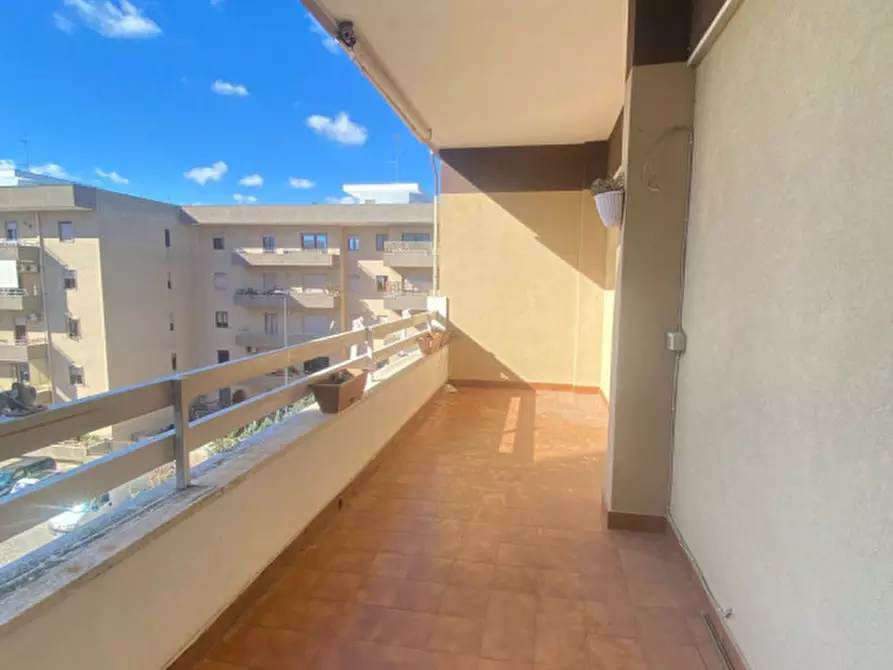 Immagine 1 di Appartamento in vendita  in Via Rebora a Lecce