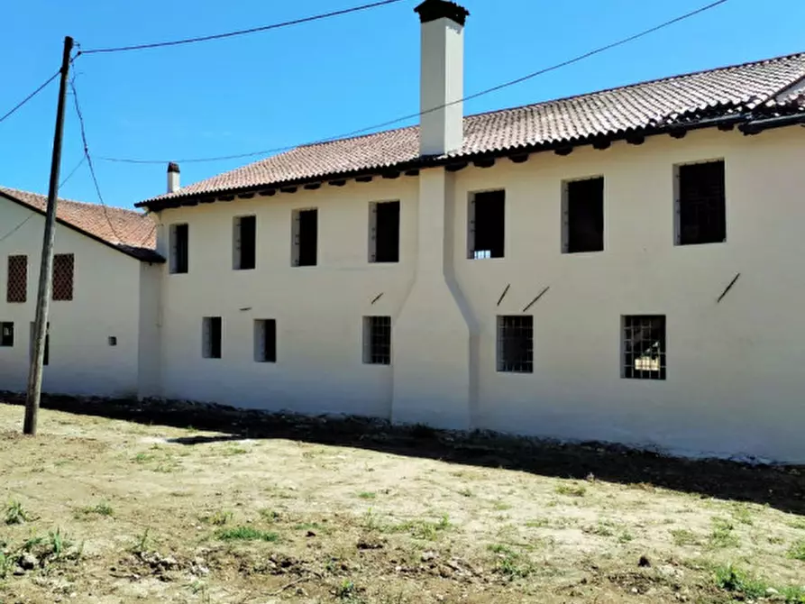 Immagine 4 di Rustico / casale in vendita  in via San Pio X 34/a a Castelfranco Veneto