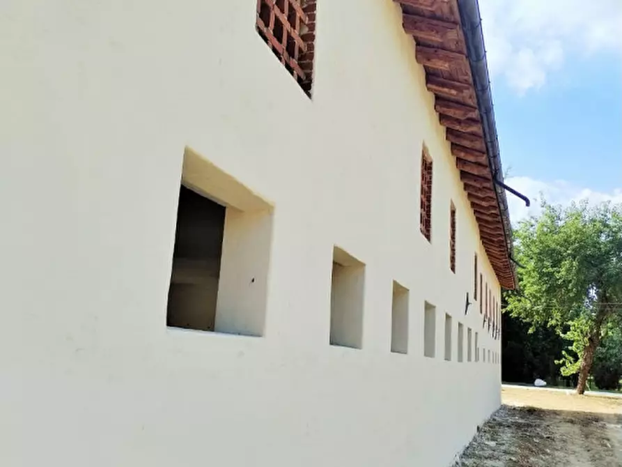 Immagine 8 di Rustico / casale in vendita  in via San Pio X 34/a a Castelfranco Veneto