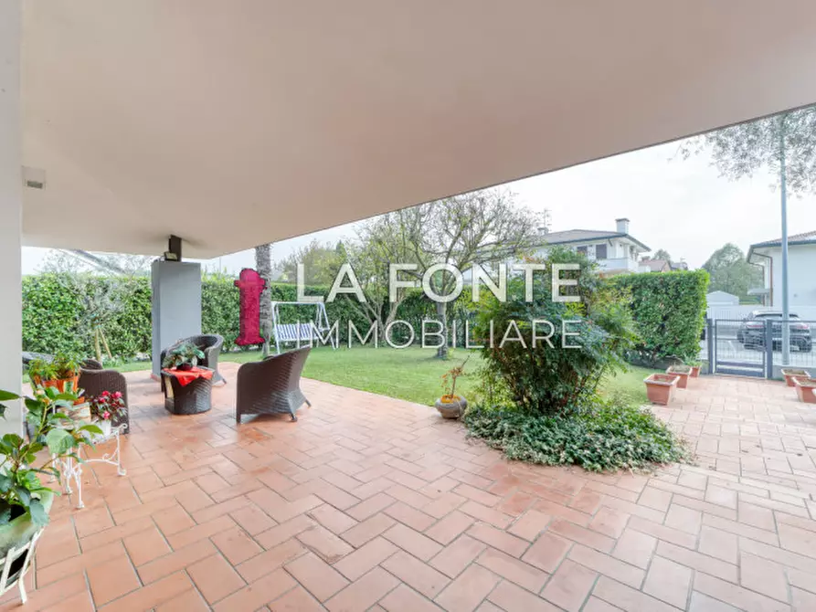 Immagine 4 di Villa in vendita  in Via Lombardia a Vigonza