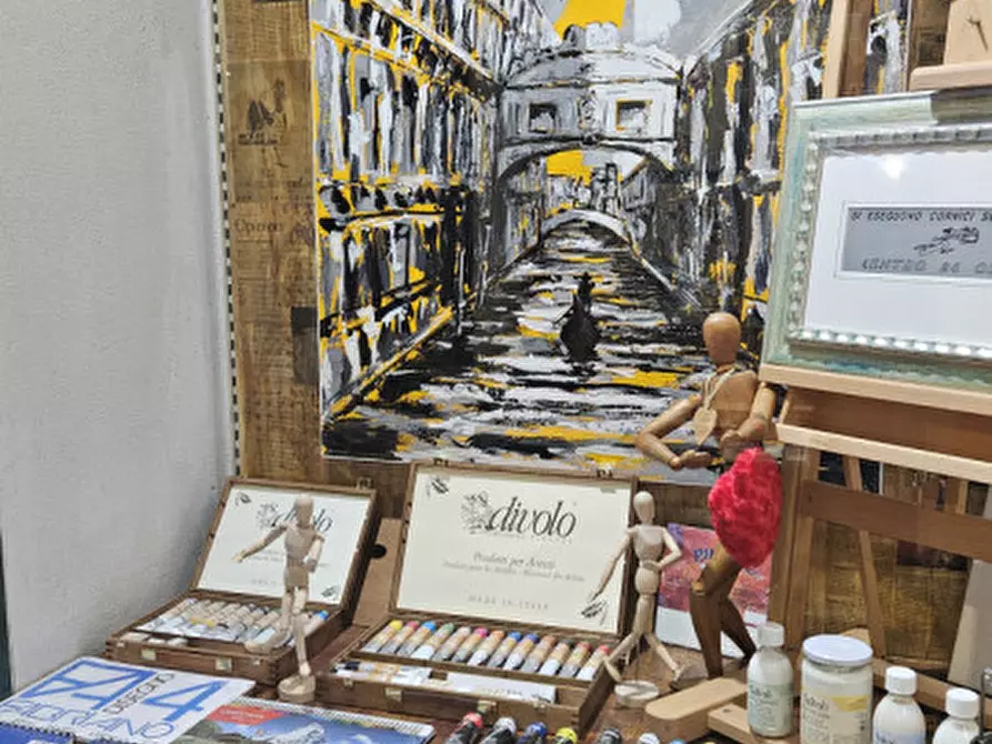 Immagine 27 di Attività commerciale in vendita  in Via Cavour a Este