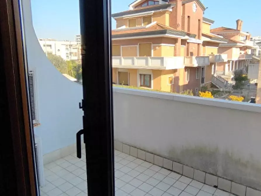 Immagine 11 di Villetta a schiera in vendita  in via zeno a Chioggia