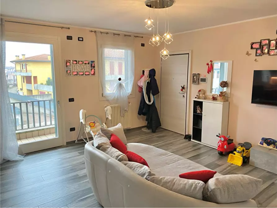 Immagine 1 di Appartamento in vendita  in via don antonio pajusco a Roveredo Di Gua'