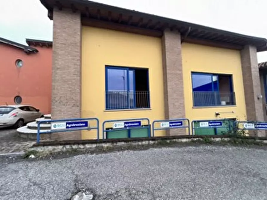 Immagine 1 di Negozio in vendita  in Viale Sant'Eufemia 58/B a Brescia