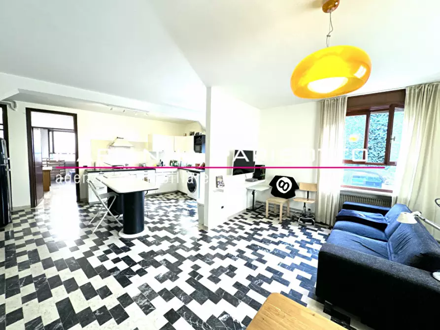Immagine 1 di Appartamento in vendita  in Viale Parolini, 41 a Bassano Del Grappa