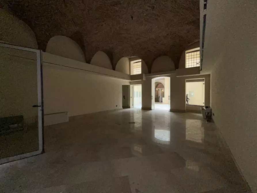 Immagine 15 di Negozio in vendita  in Corso Garibaldi 26 a Brescia