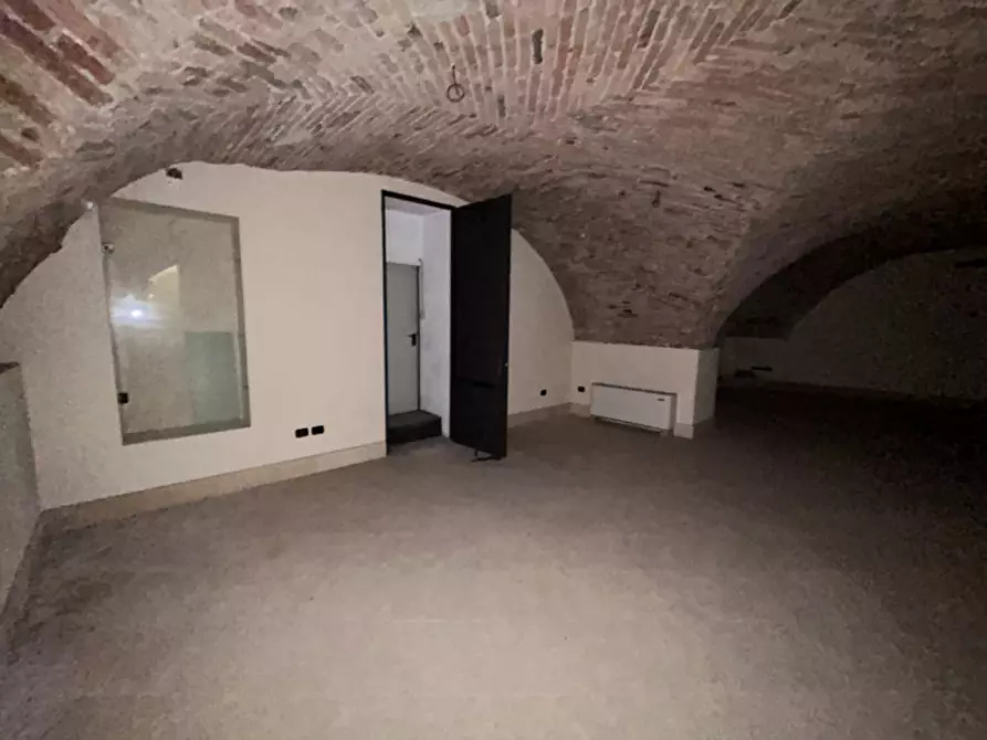 Immagine 18 di Negozio in vendita  in Corso Garibaldi 26 a Brescia