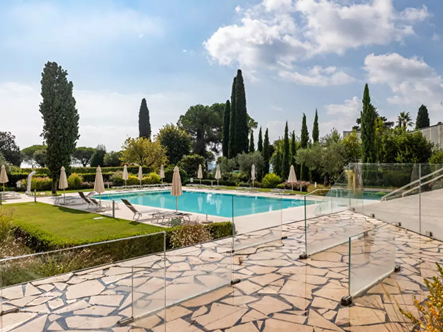 Immagine 6 di Appartamento in vendita  in Viale Ugo Foscolo 134 a Toscolano-Maderno