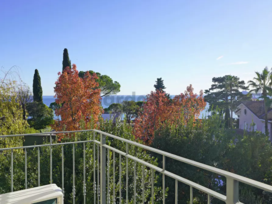 Immagine 9 di Appartamento in vendita  in Viale Ugo Foscolo 134 a Toscolano-Maderno