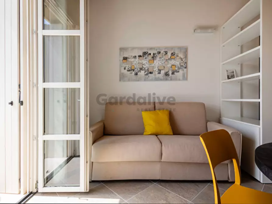 Immagine 10 di Appartamento in vendita  in Viale Ugo Foscolo 134 a Toscolano-Maderno