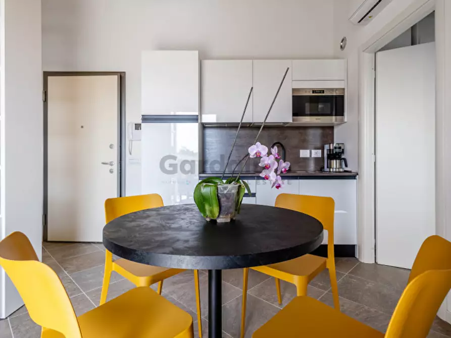 Immagine 11 di Appartamento in vendita  in Viale Ugo Foscolo 134 a Toscolano-Maderno