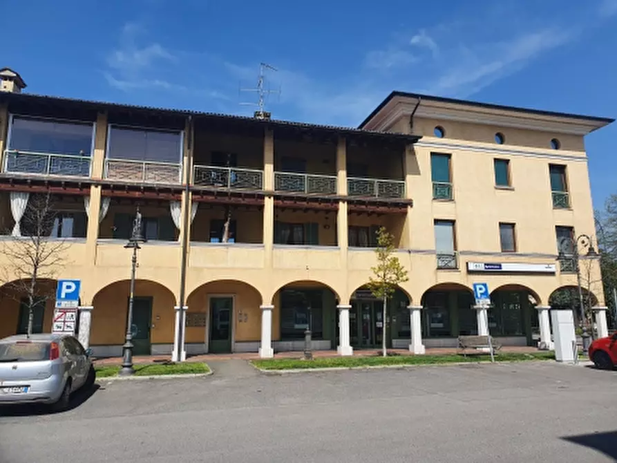 Immagine 1 di Ufficio in vendita  in Piazza Risorgimento 2 a Montirone