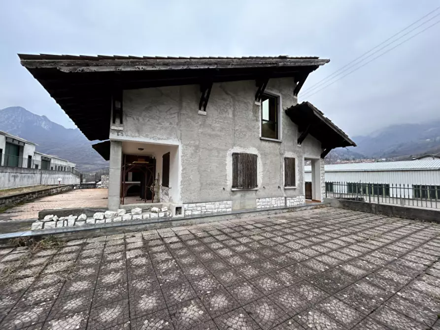 Immagine 2 di Capannone industriale in vendita  in Via Sebino 10 a Zone