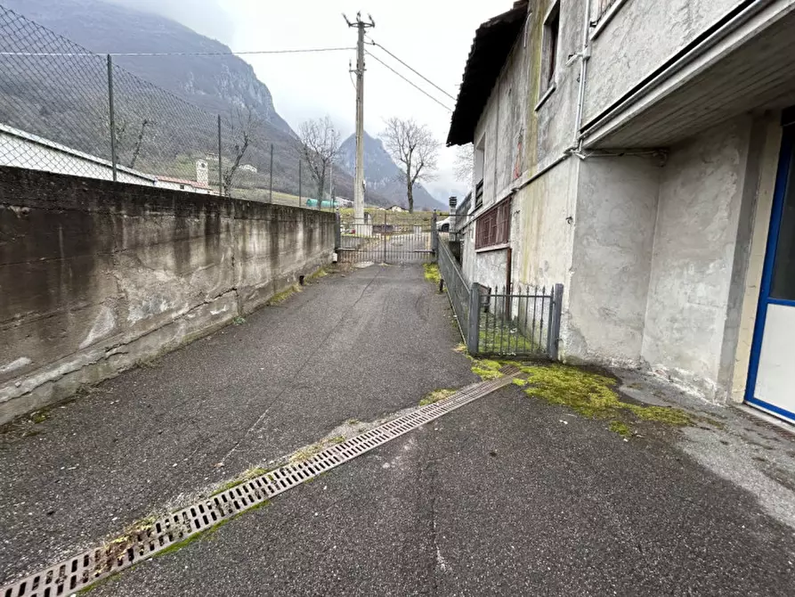 Immagine 3 di Capannone industriale in vendita  in Via Sebino 10 a Zone