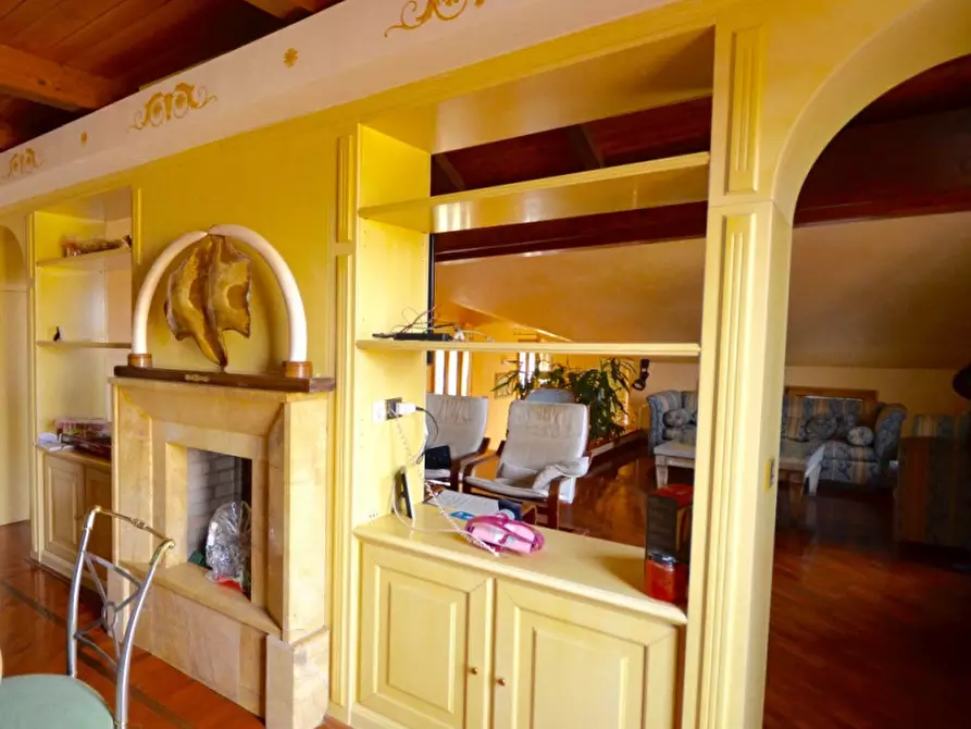 Immagine 3 di Appartamento in affitto  in Via Galliera a Bologna