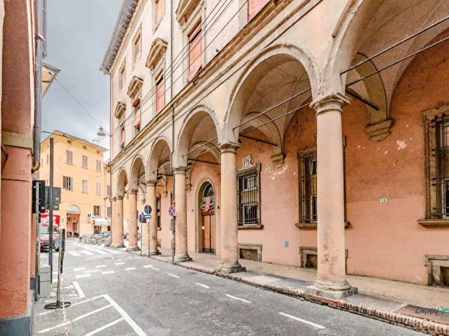 Immagine 17 di Appartamento in affitto  in Via Galliera a Bologna