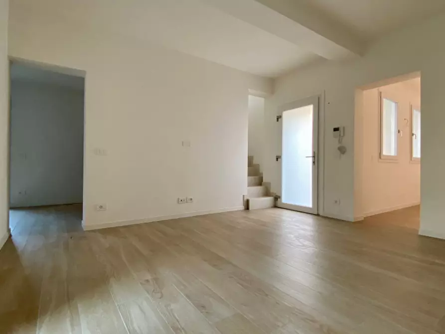 Immagine 1 di Appartamento in vendita  in Via Nino Bixio, 49 a Vicenza
