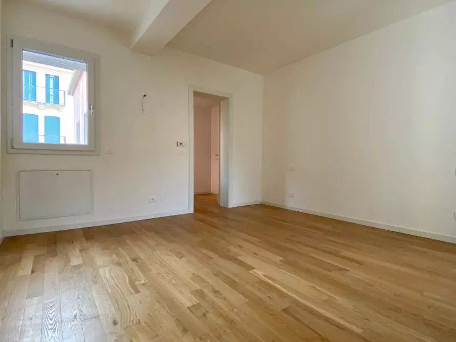 Immagine 20 di Appartamento in vendita  in Via Nino Bixio, 49 a Vicenza